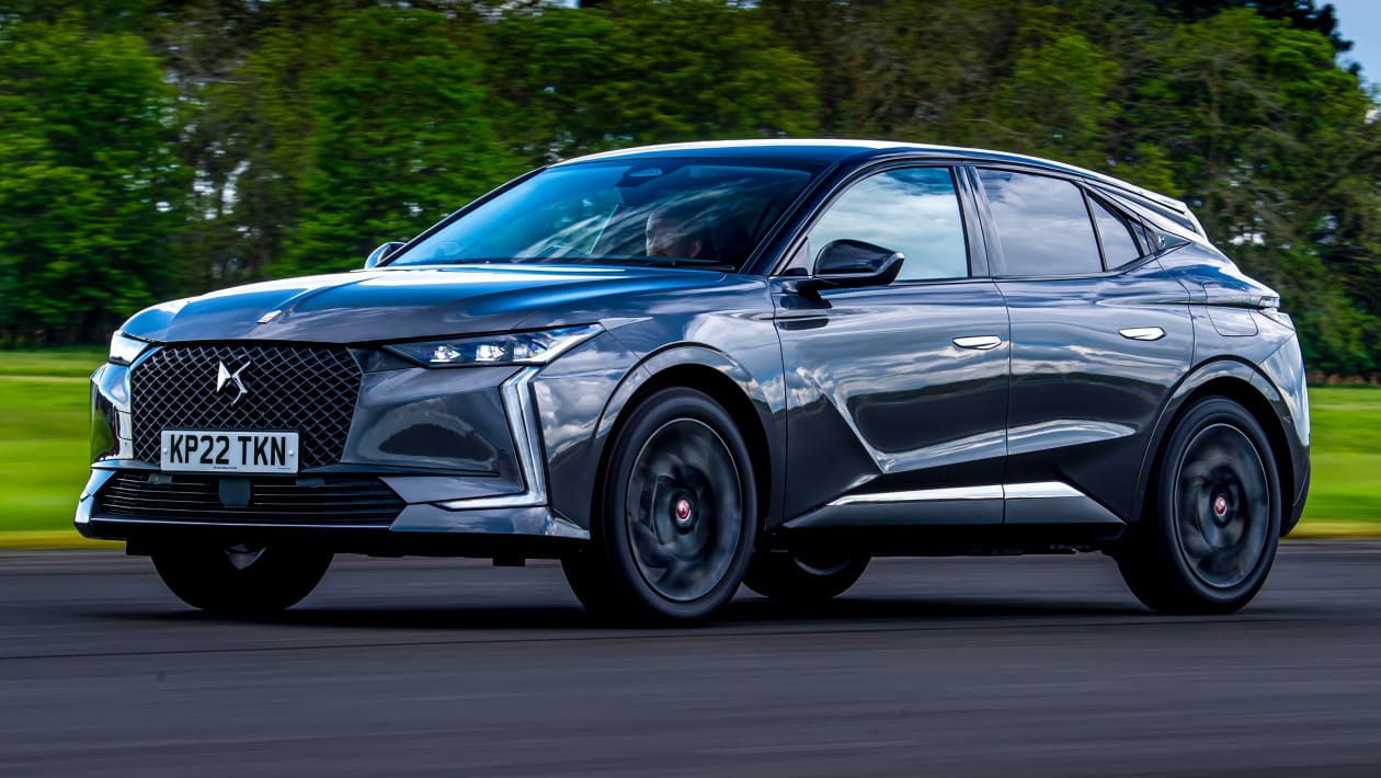 DS DS 4 Hatchback 1 6 Plug in Hybrid 225 Pallas 5dr EAT8 Auto Express